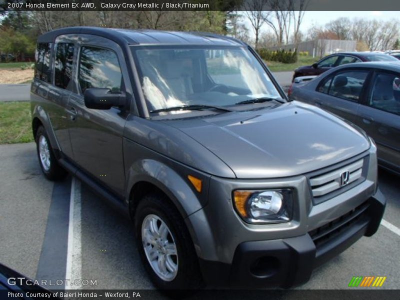 Front 3/4 View of 2007 Element EX AWD