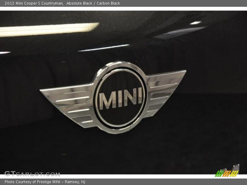 Absolute Black / Carbon Black 2013 Mini Cooper S Countryman
