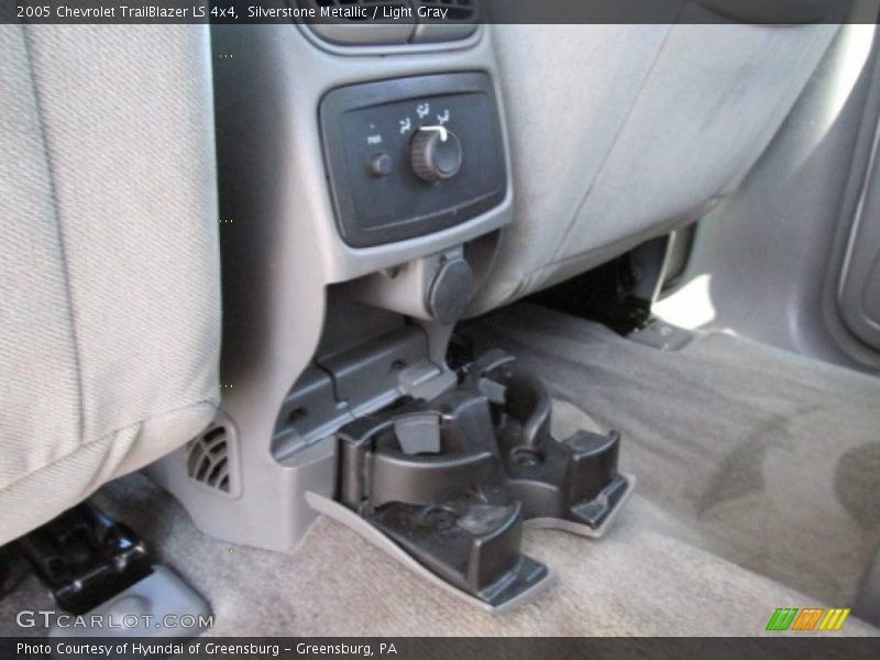 Silverstone Metallic / Light Gray 2005 Chevrolet TrailBlazer LS 4x4