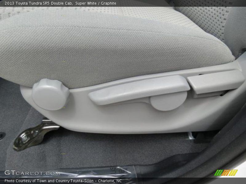 Super White / Graphite 2013 Toyota Tundra SR5 Double Cab