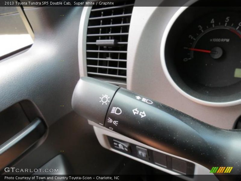Super White / Graphite 2013 Toyota Tundra SR5 Double Cab