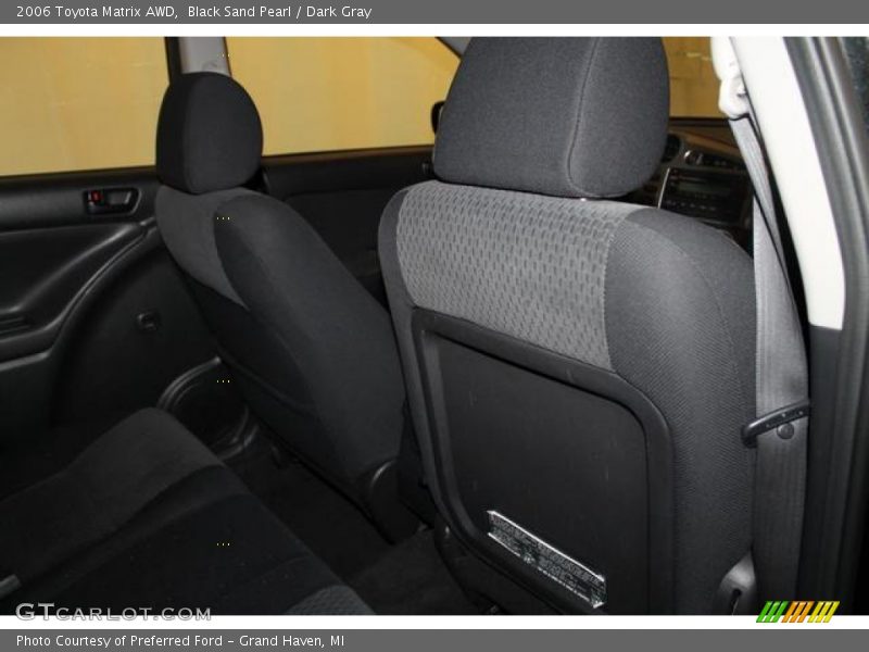Black Sand Pearl / Dark Gray 2006 Toyota Matrix AWD