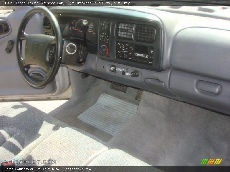 Light Driftwood Satin Glow / Mist Gray 1999 Dodge Dakota Extended Cab