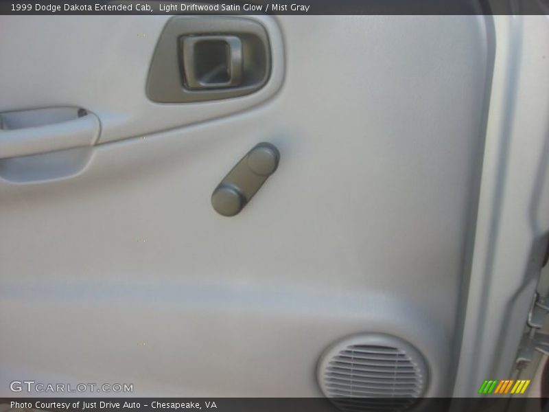 Light Driftwood Satin Glow / Mist Gray 1999 Dodge Dakota Extended Cab