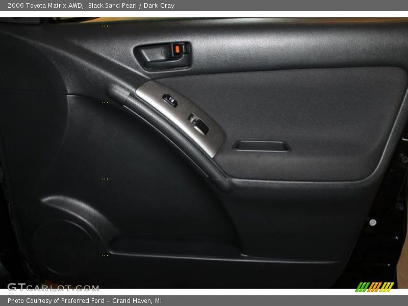 Black Sand Pearl / Dark Gray 2006 Toyota Matrix AWD