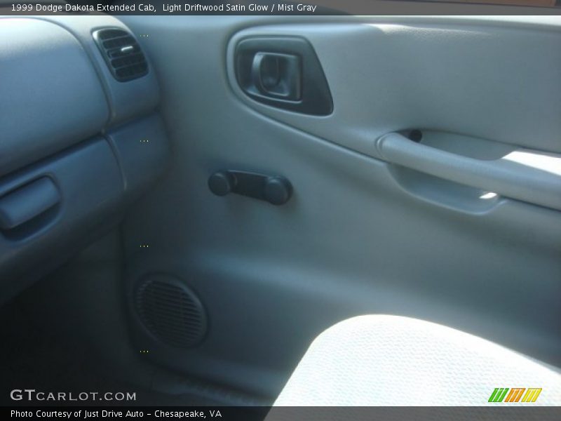 Light Driftwood Satin Glow / Mist Gray 1999 Dodge Dakota Extended Cab