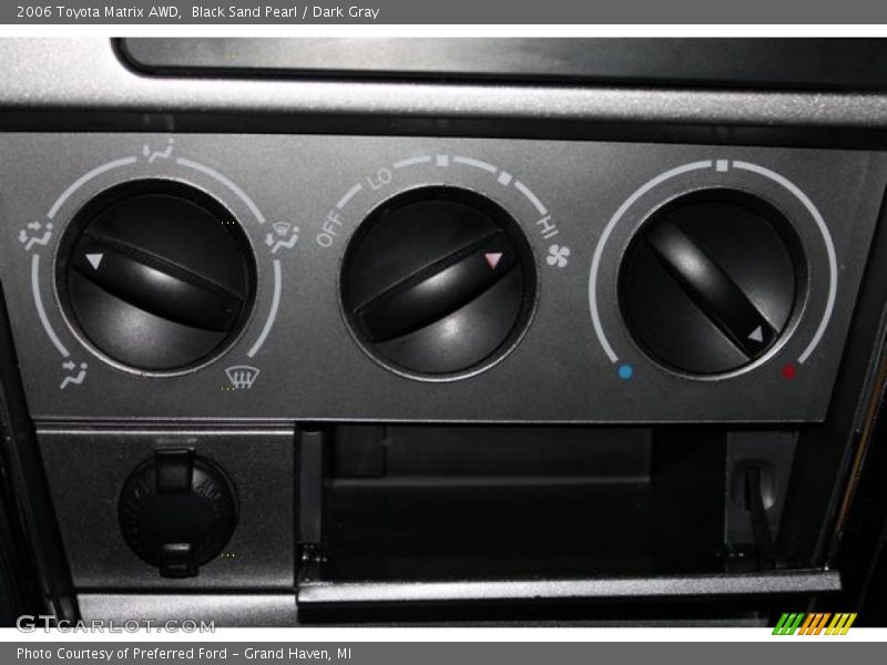Black Sand Pearl / Dark Gray 2006 Toyota Matrix AWD