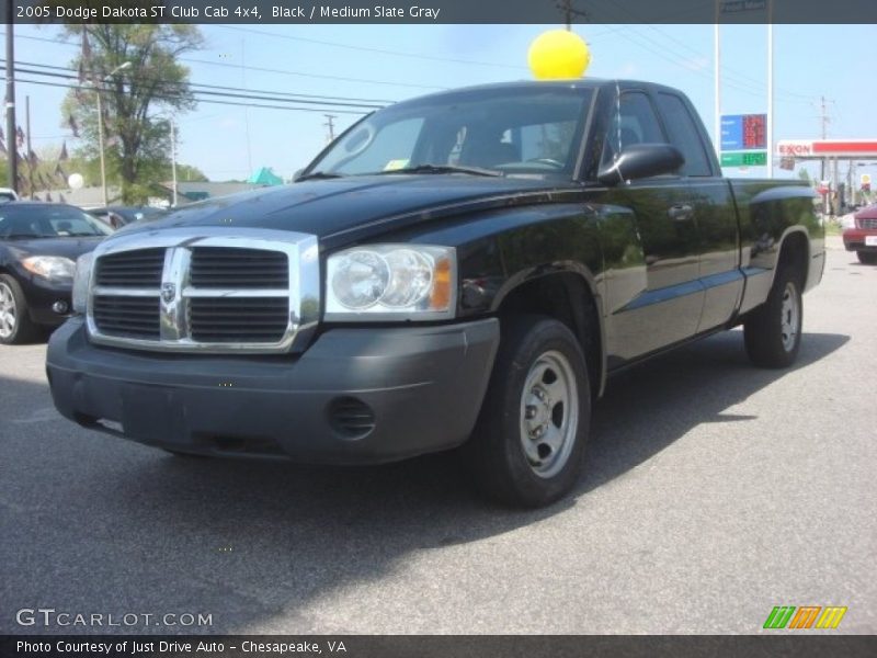 Black / Medium Slate Gray 2005 Dodge Dakota ST Club Cab 4x4