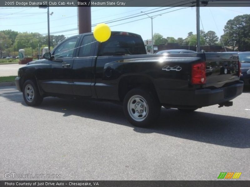 Black / Medium Slate Gray 2005 Dodge Dakota ST Club Cab 4x4