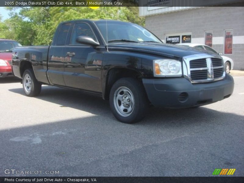 Black / Medium Slate Gray 2005 Dodge Dakota ST Club Cab 4x4