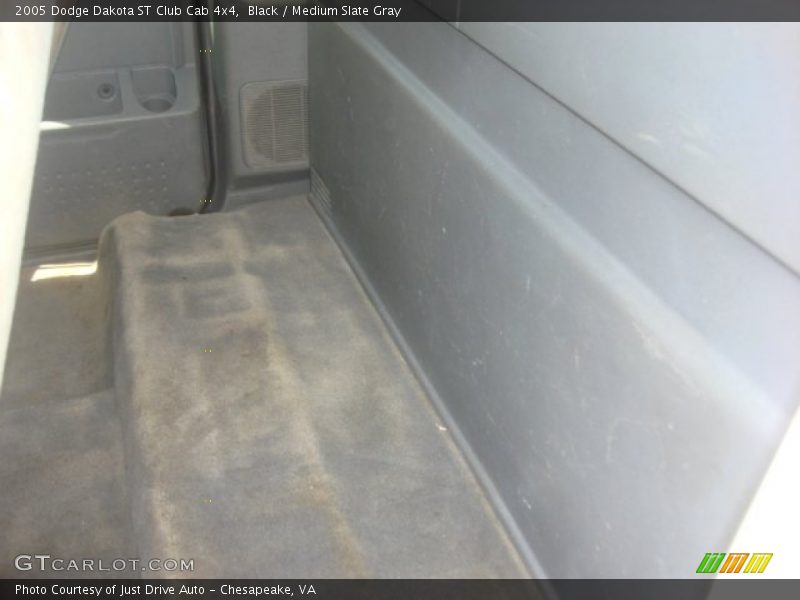 Black / Medium Slate Gray 2005 Dodge Dakota ST Club Cab 4x4