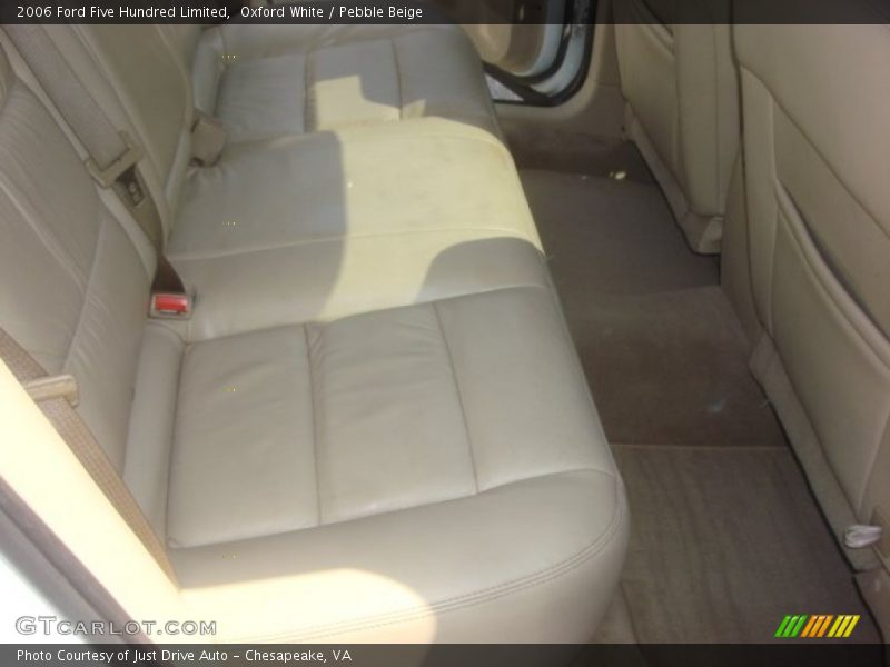 Oxford White / Pebble Beige 2006 Ford Five Hundred Limited