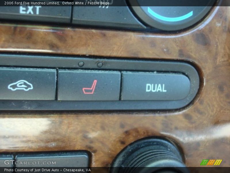 Oxford White / Pebble Beige 2006 Ford Five Hundred Limited