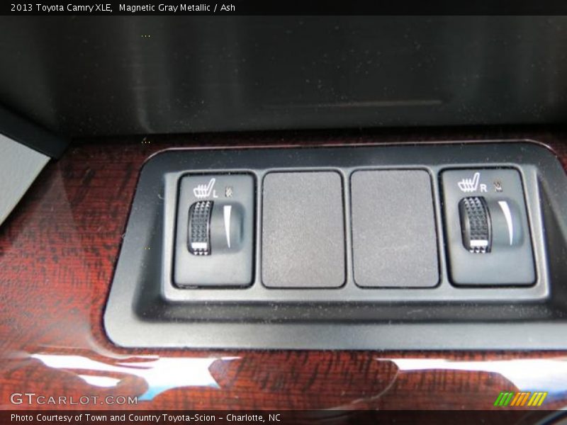 Magnetic Gray Metallic / Ash 2013 Toyota Camry XLE