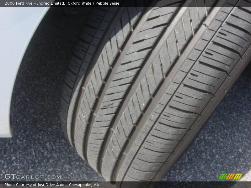 Oxford White / Pebble Beige 2006 Ford Five Hundred Limited