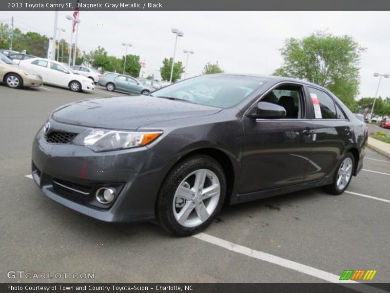 Magnetic Gray Metallic / Black 2013 Toyota Camry SE