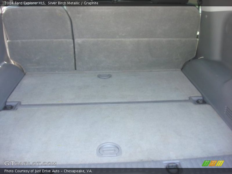 Silver Birch Metallic / Graphite 2004 Ford Explorer XLS