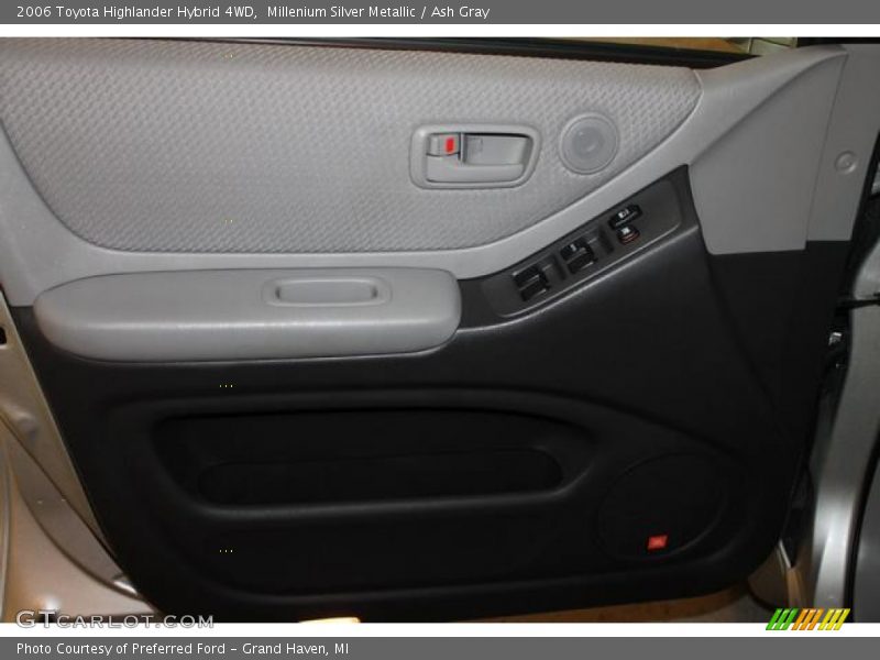 Millenium Silver Metallic / Ash Gray 2006 Toyota Highlander Hybrid 4WD