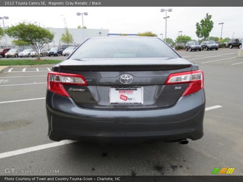 Magnetic Gray Metallic / Black 2013 Toyota Camry SE