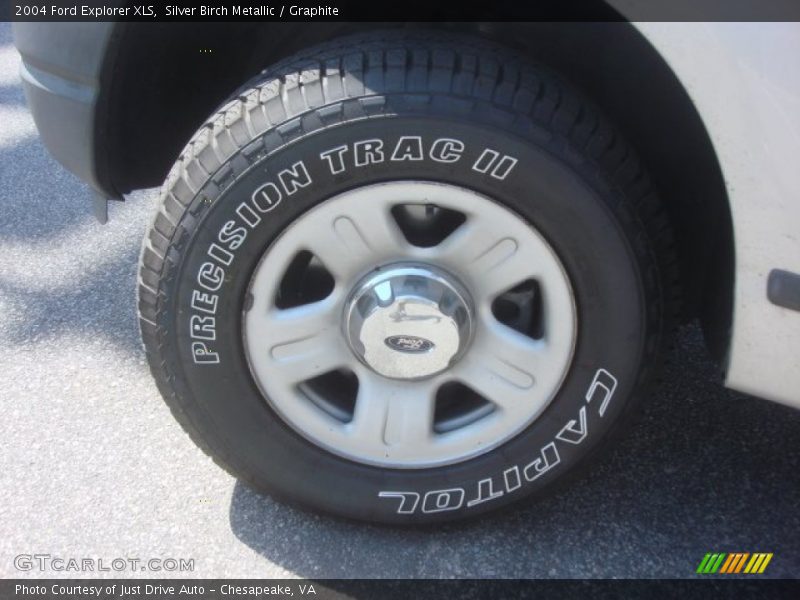 Silver Birch Metallic / Graphite 2004 Ford Explorer XLS