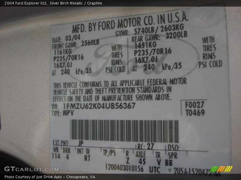 Silver Birch Metallic / Graphite 2004 Ford Explorer XLS