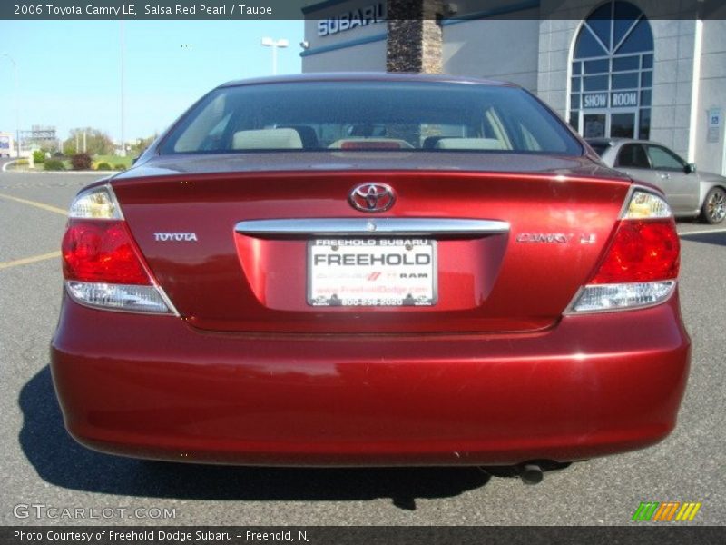 Salsa Red Pearl / Taupe 2006 Toyota Camry LE