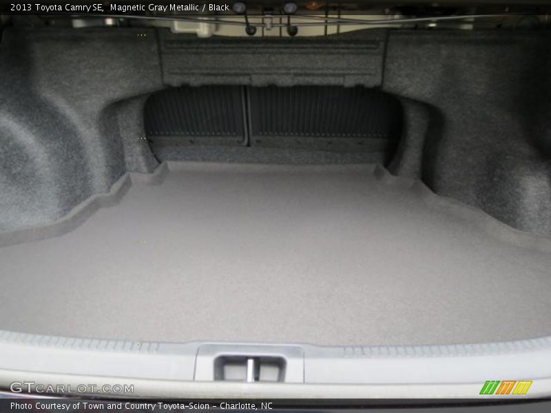 Magnetic Gray Metallic / Black 2013 Toyota Camry SE