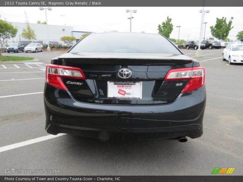 Magnetic Gray Metallic / Black 2013 Toyota Camry SE