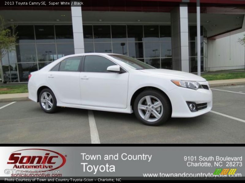Super White / Black 2013 Toyota Camry SE