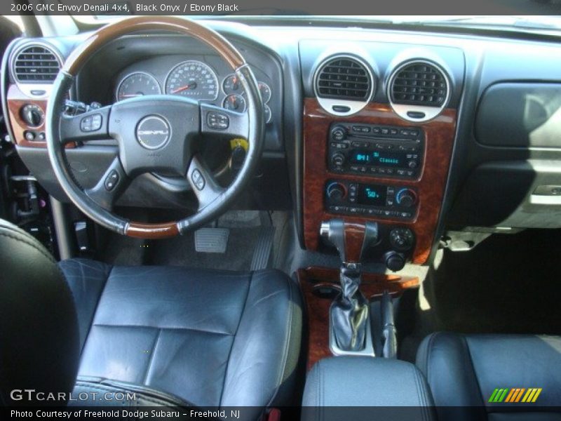 Black Onyx / Ebony Black 2006 GMC Envoy Denali 4x4