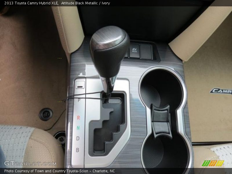 Attitude Black Metallic / Ivory 2013 Toyota Camry Hybrid XLE