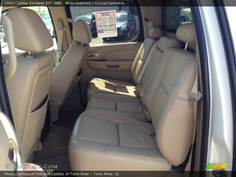White Diamond / Cocoa/Cashmere 2009 Cadillac Escalade EXT AWD