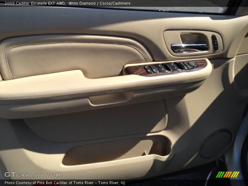 White Diamond / Cocoa/Cashmere 2009 Cadillac Escalade EXT AWD