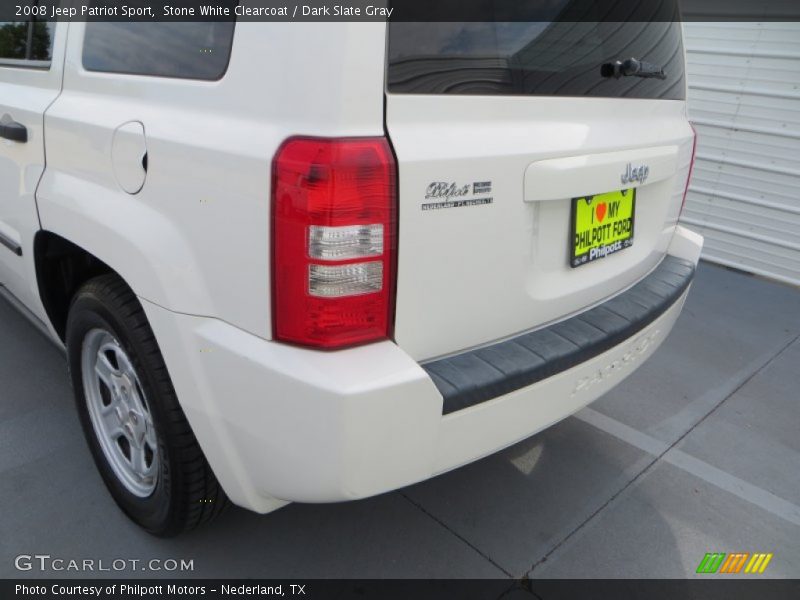 Stone White Clearcoat / Dark Slate Gray 2008 Jeep Patriot Sport