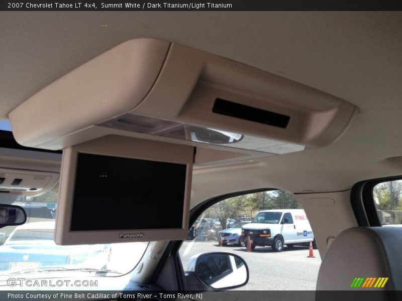 Summit White / Dark Titanium/Light Titanium 2007 Chevrolet Tahoe LT 4x4