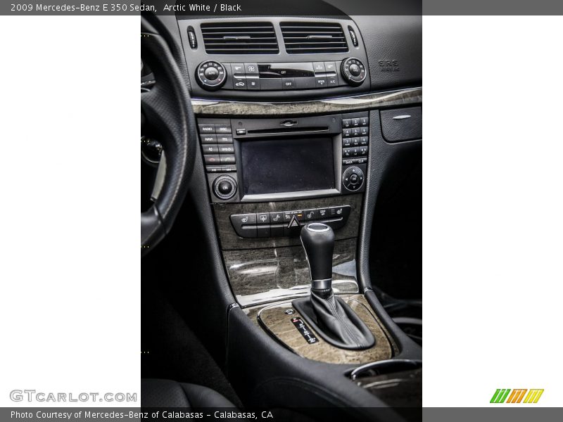 Arctic White / Black 2009 Mercedes-Benz E 350 Sedan