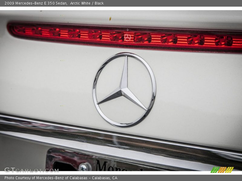 Arctic White / Black 2009 Mercedes-Benz E 350 Sedan