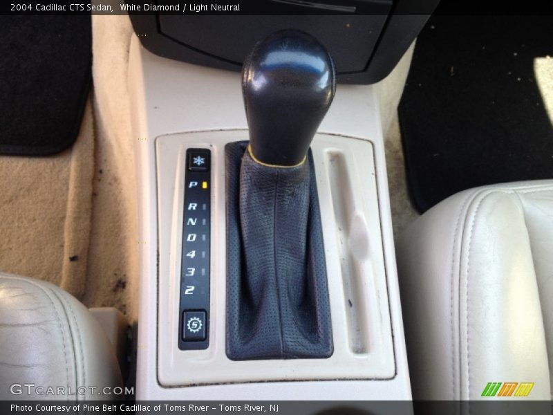 White Diamond / Light Neutral 2004 Cadillac CTS Sedan