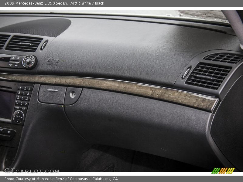 Arctic White / Black 2009 Mercedes-Benz E 350 Sedan
