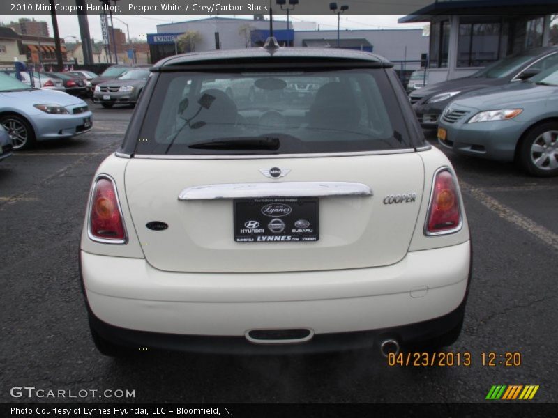 Pepper White / Grey/Carbon Black 2010 Mini Cooper Hardtop