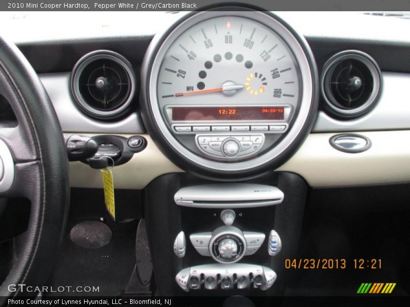 Pepper White / Grey/Carbon Black 2010 Mini Cooper Hardtop