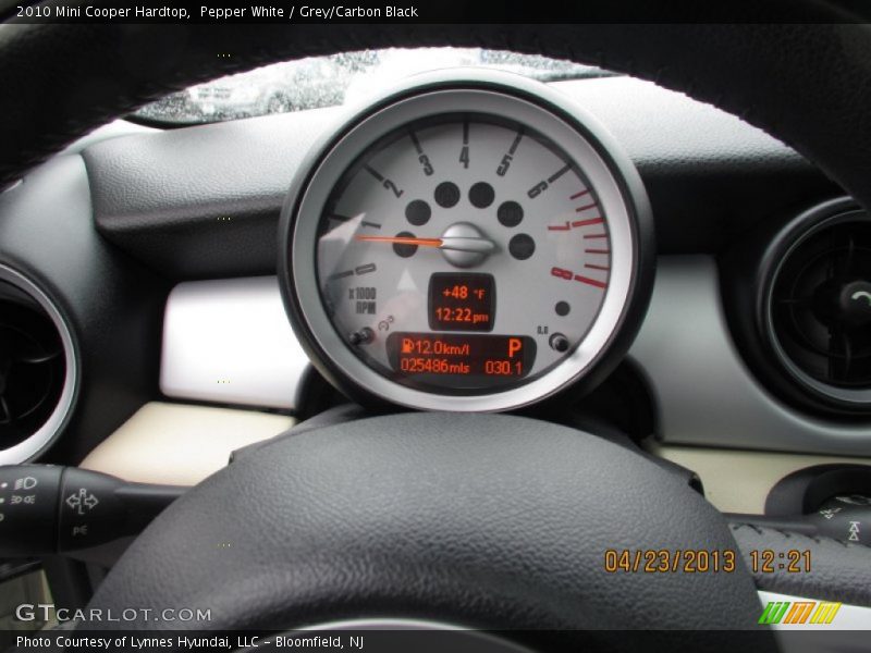 Pepper White / Grey/Carbon Black 2010 Mini Cooper Hardtop