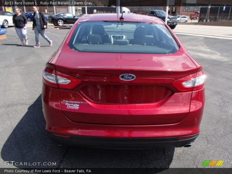 Ruby Red Metallic / Earth Gray 2013 Ford Fusion S