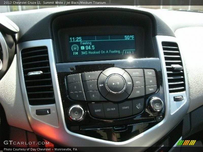 Summit White / Jet Black/Medium Titanium 2012 Chevrolet Cruze LS
