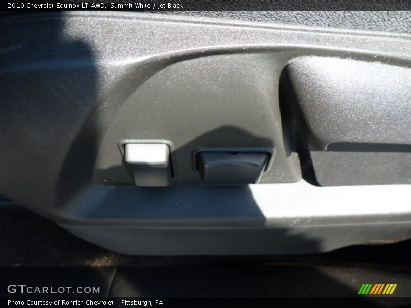 Summit White / Jet Black 2010 Chevrolet Equinox LT AWD
