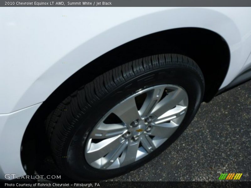 Summit White / Jet Black 2010 Chevrolet Equinox LT AWD