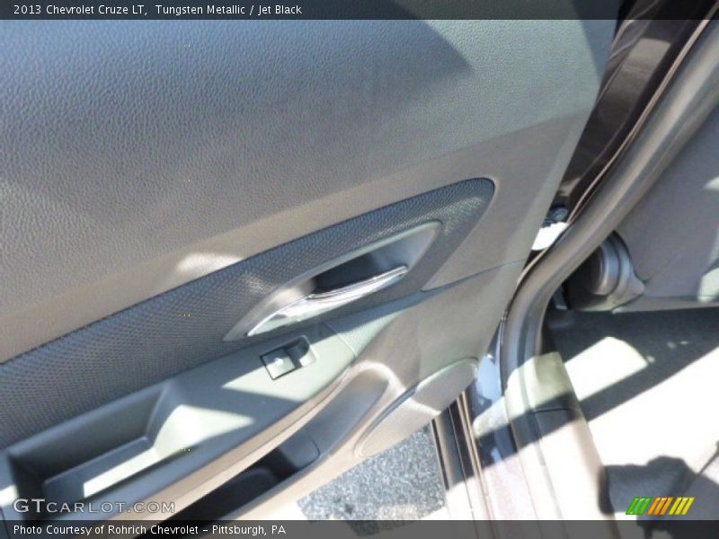 Tungsten Metallic / Jet Black 2013 Chevrolet Cruze LT