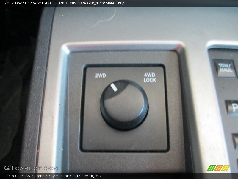 Black / Dark Slate Gray/Light Slate Gray 2007 Dodge Nitro SXT 4x4