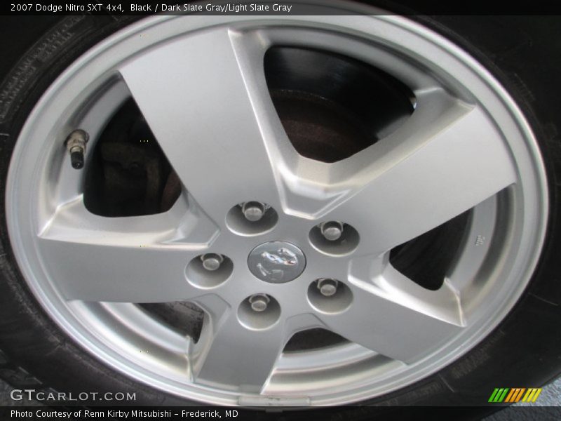 Black / Dark Slate Gray/Light Slate Gray 2007 Dodge Nitro SXT 4x4