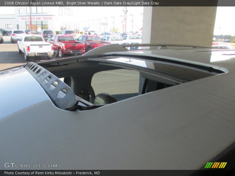 Bright Silver Metallic / Dark Slate Gray/Light Slate Gray 2008 Chrysler Aspen Limited 4WD